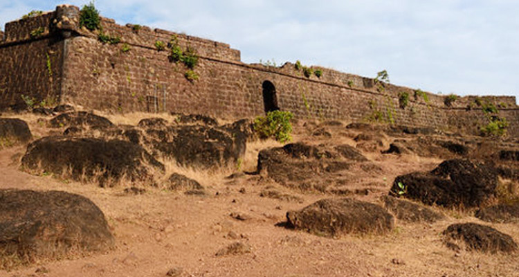 Chapora Fort Goa, India (Entry Fee, Timings, History, Built by, Images ...