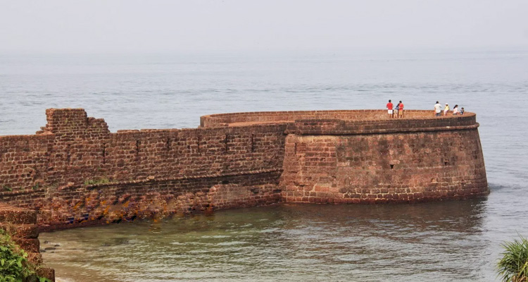 Fort Aguada Goa, India (Entry Fee, Timings, History, Built By, Images ...