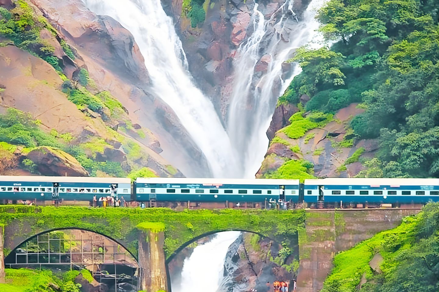 Dudhsagar Waterfalls, Goa
